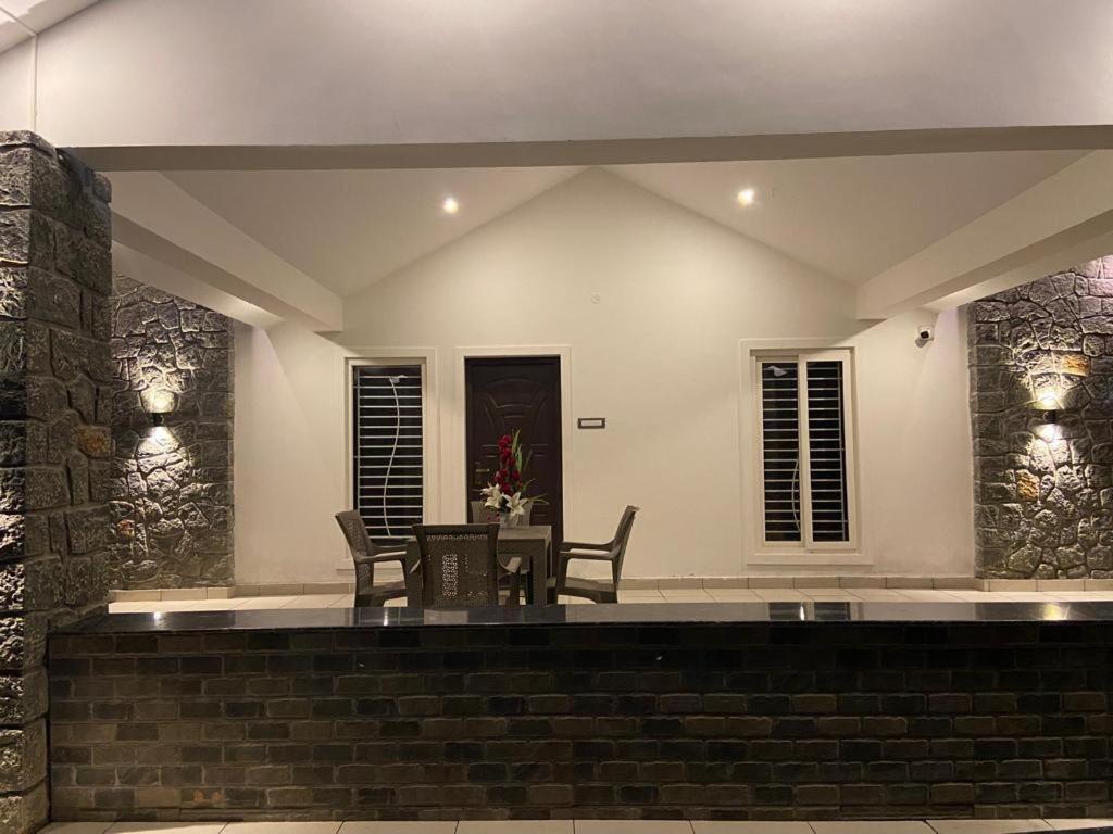 Rr Holidays - Home Stay Kodaikanal Eksteriør billede