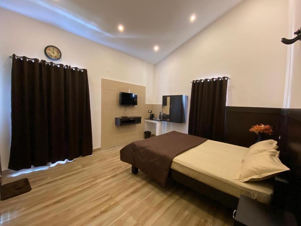 Rr Holidays - Home Stay Kodaikanal Eksteriør billede
